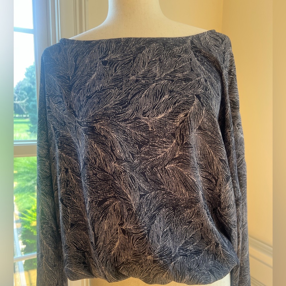 Leaf Patterned Long Sleeve Top